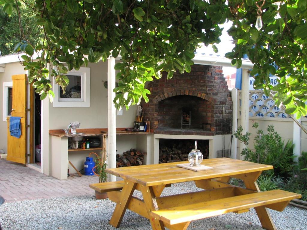 Jembjo'S Knysna Lodge & Backpackers Buitenkant foto