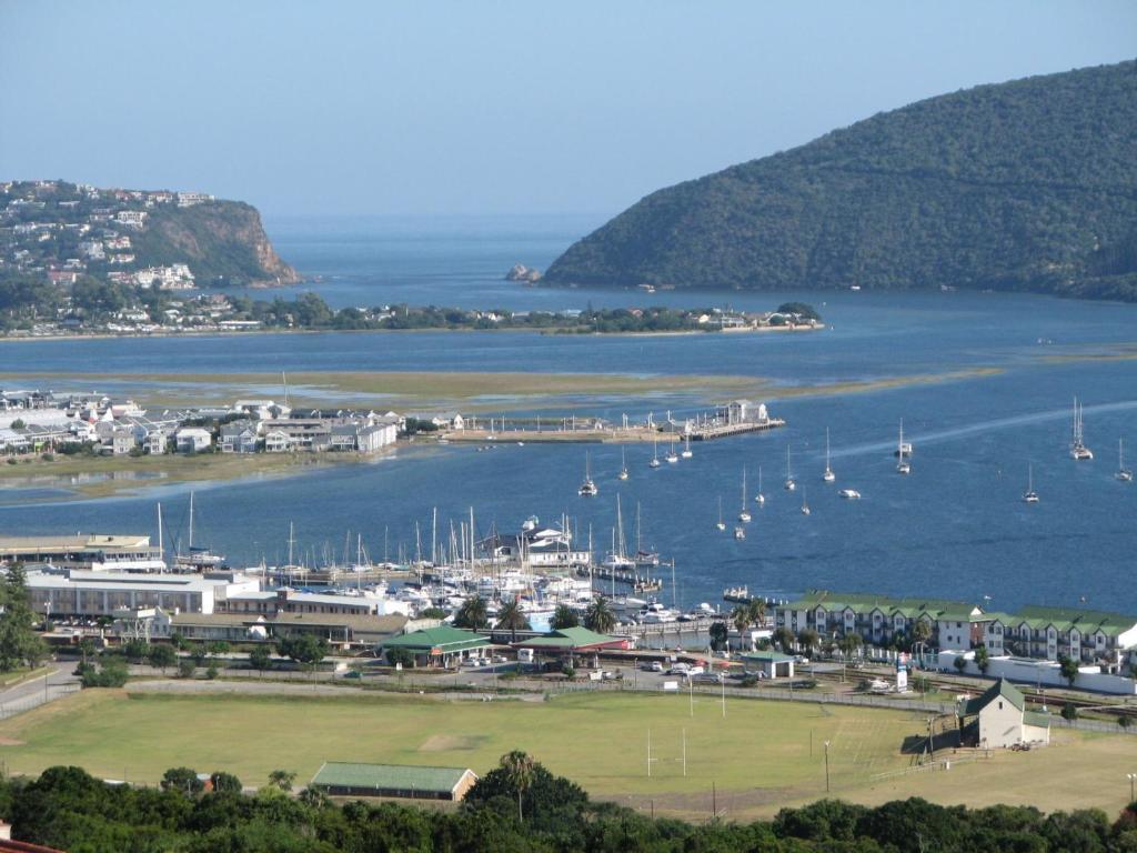 Jembjo'S Knysna Lodge & Backpackers Buitenkant foto