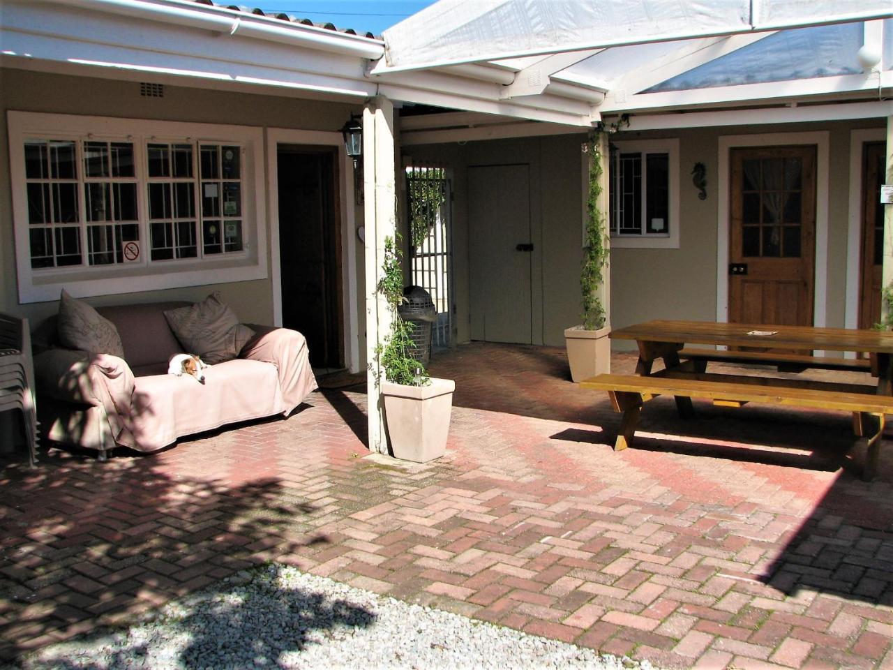 Jembjo'S Knysna Lodge & Backpackers Buitenkant foto